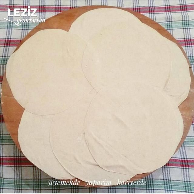 Lor Peynirli Sıkma (Adana Mutfağı)