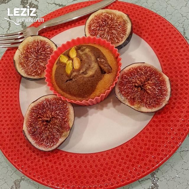 Kakaolu Antep Fıstıklı Muffin Kekler