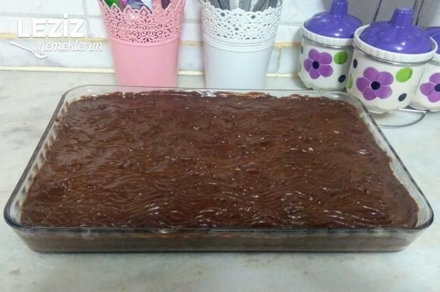 Pudingli Çikolatalı Pasta