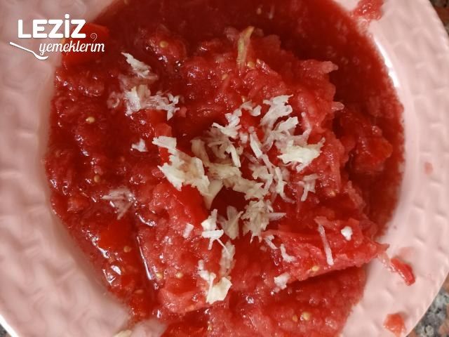 Kahvaltılık Domatesli  Köy Biberi Kavurması