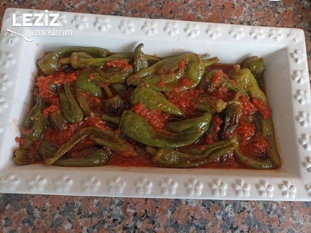 Kahvaltılık Domatesli  Köy Biberi Kavurması