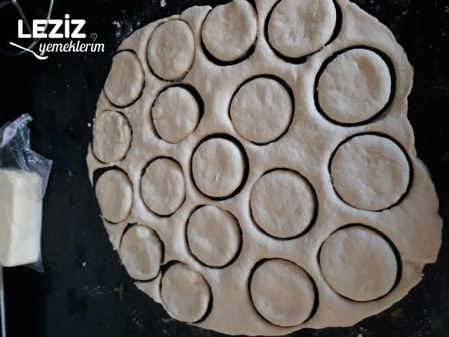 Kahvaltıya Pofuduk Pişi (Hamur Kızartması)