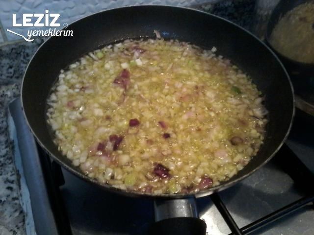 Yumuşacık Mercimekli Köfte Tarifi