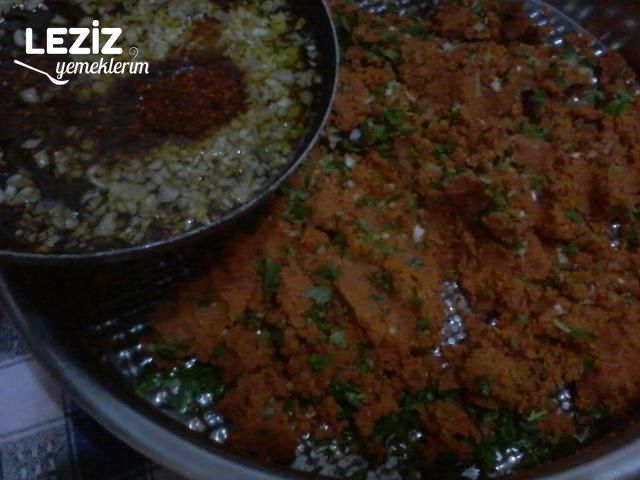 Yumuşacık Mercimekli Köfte Tarifi