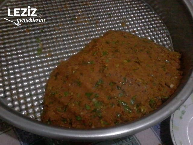 Yumuşacık Mercimekli Köfte Tarifi