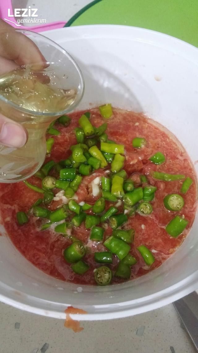 Acılı Sos (Domates Biber Turşusu)