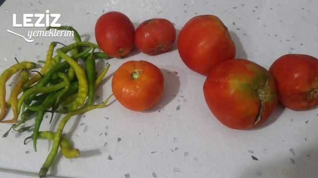 Acılı Sos (Domates Biber Turşusu)