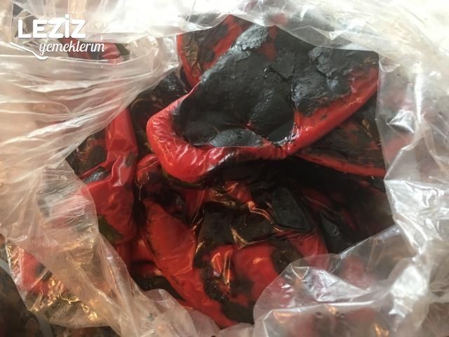 Maydanozlu Köz Biber Turşusu