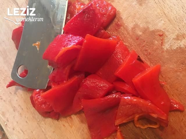 Maydanozlu Köz Biber Turşusu