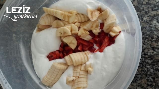 Muzlu Ve Çilekli Parfe