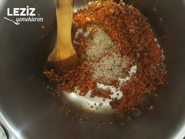 Enfes Ezogelin Çorbası