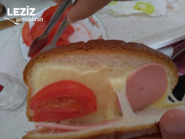 Evde Ayvalık Tostu Nasıl Yapılır