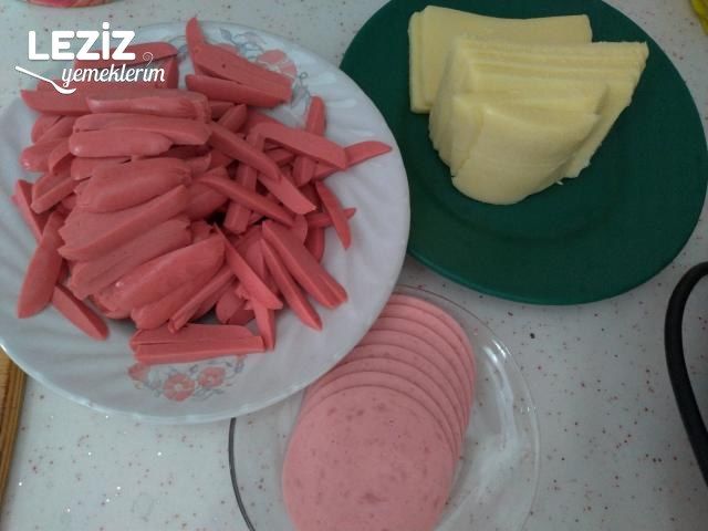 Evde Ayvalık Tostu Nasıl Yapılır