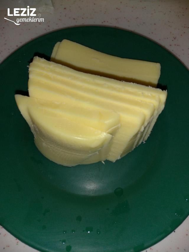 Evde Ayvalık Tostu Nasıl Yapılır