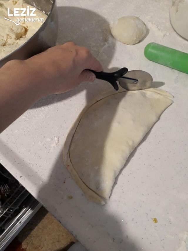 Pırasalı Ve Ispanaklı Gözleme