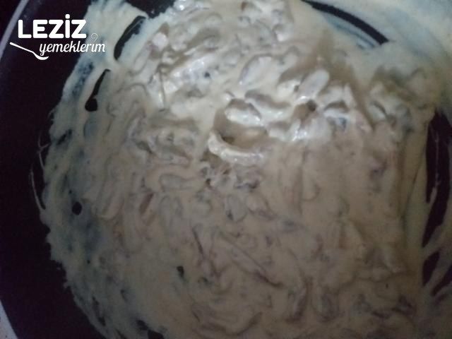 Köri Soslu Mantarlı Tavuklu Tagliatelle