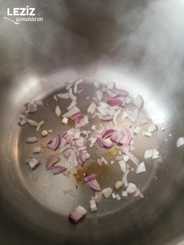 Ispanak Başı Çorbası