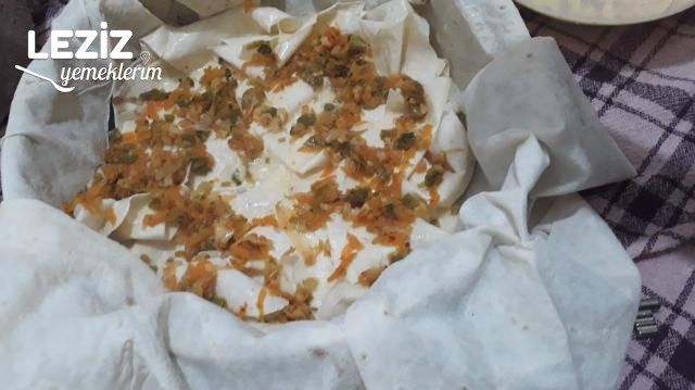 Pırasalı Havuçlu Börek Tarifi (Çok Pratik Tencerede)