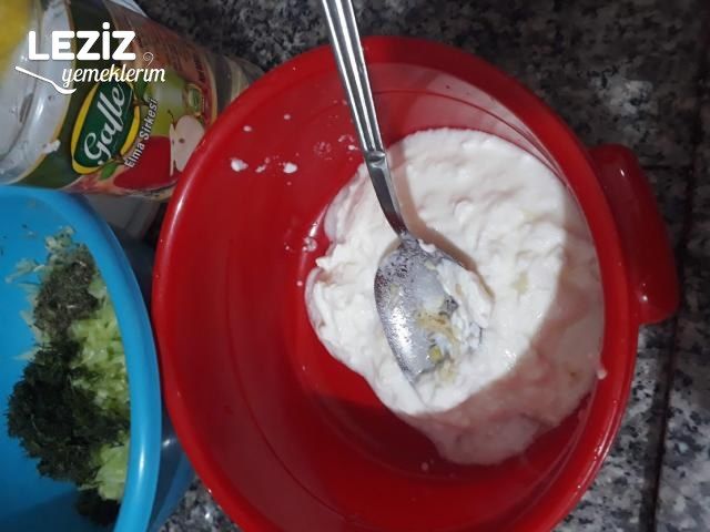 Dereotlu Kuru Cacık