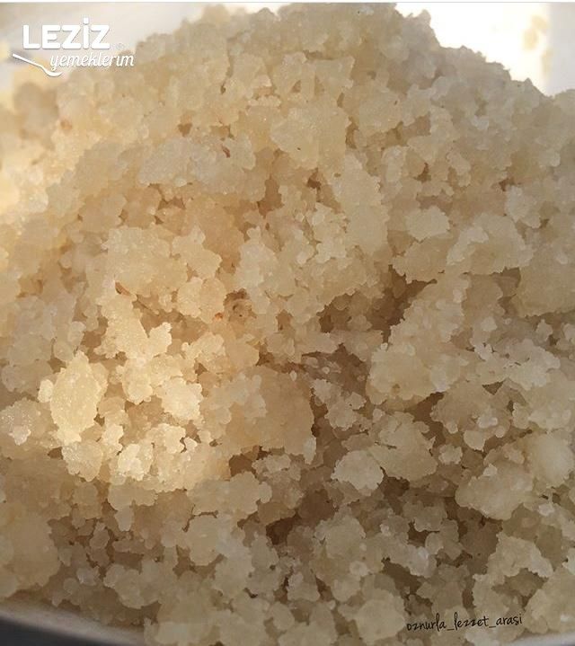 Kum Kum Helva (Nişasta Helvası)