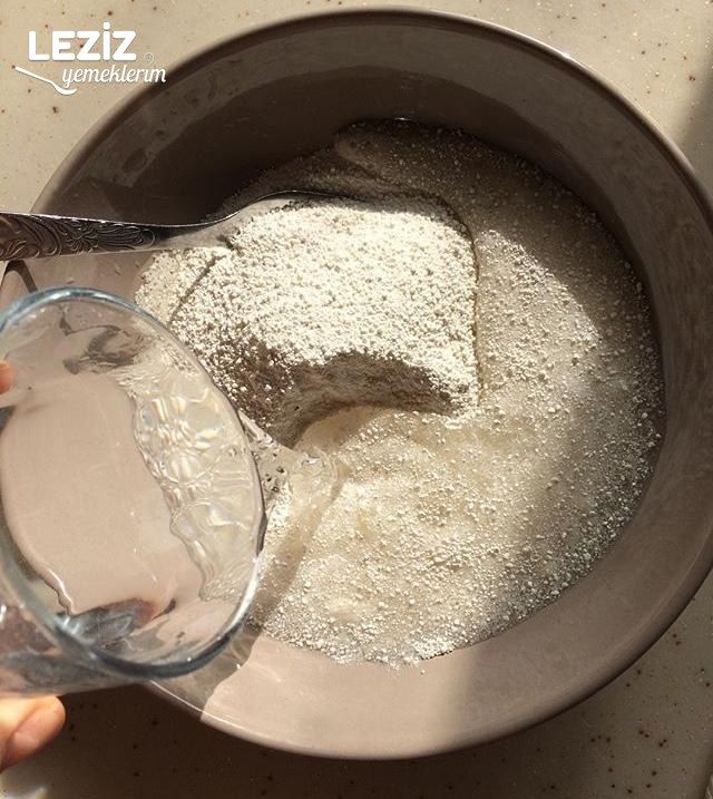 Kum Kum Helva (Nişasta Helvası)