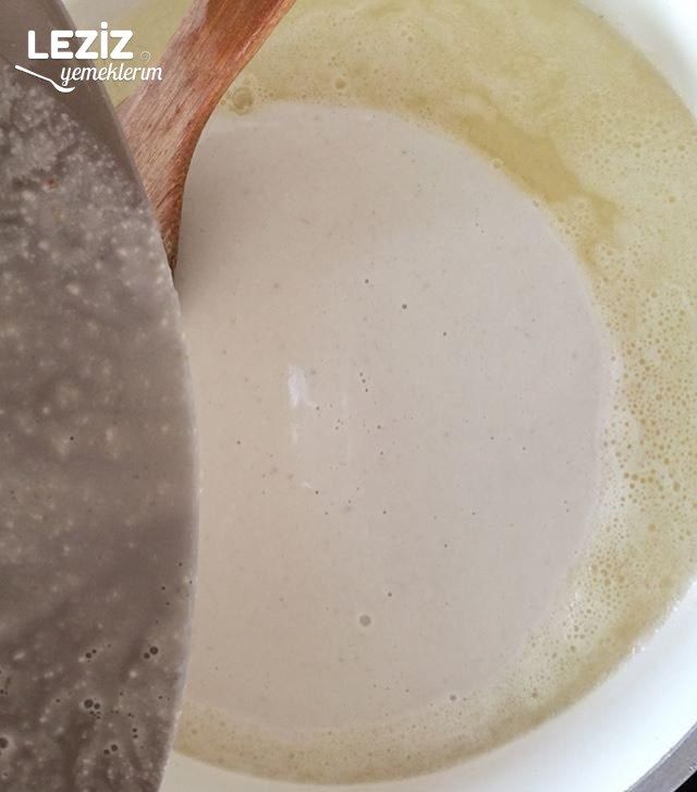 Kum Kum Helva (Nişasta Helvası)