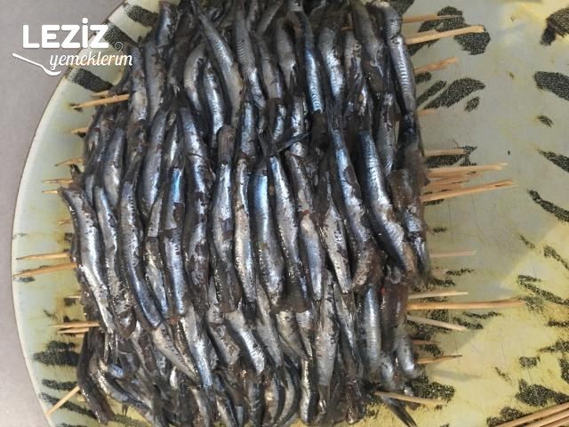 Çöp Şişte Hamsi Kızartma