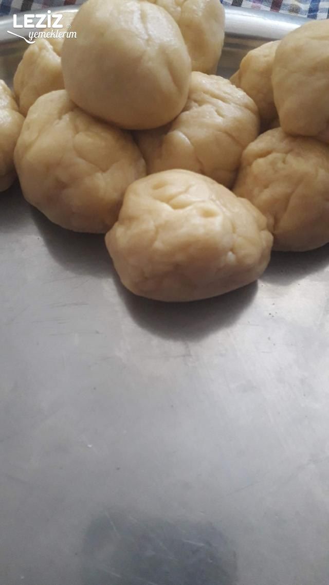 Tarçınlı Şekerli Poğaça