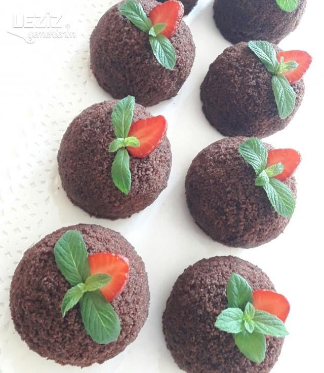 Çilekli Köstebek Pastacıklar