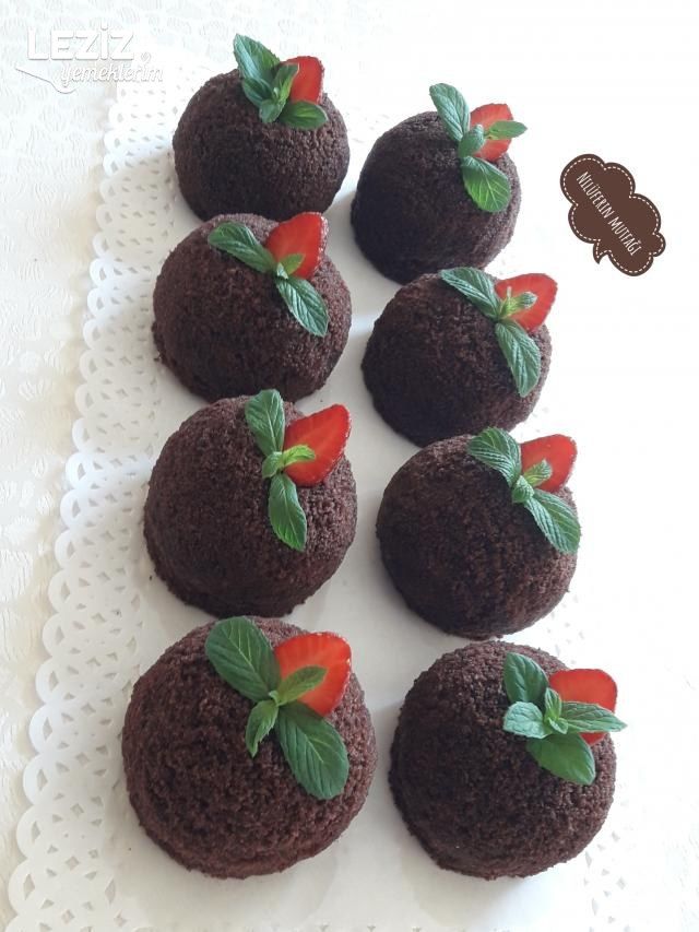 Çilekli Köstebek Pastacıklar