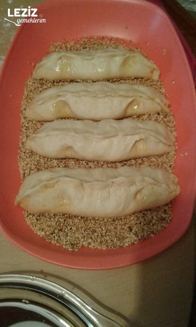 Simit Poğaça Tarifi (Aşamalı & Fotoğraflı Anlatım)