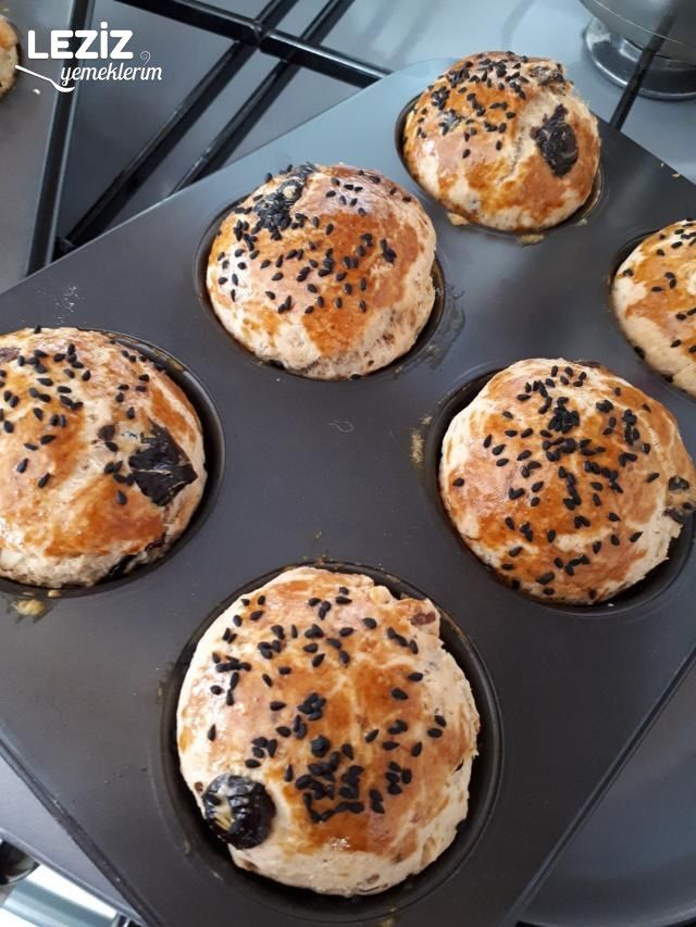 Cevizli - Zeytinli Muffinler