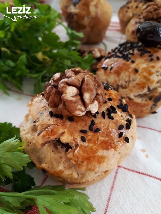 Cevizli - Zeytinli Muffinler