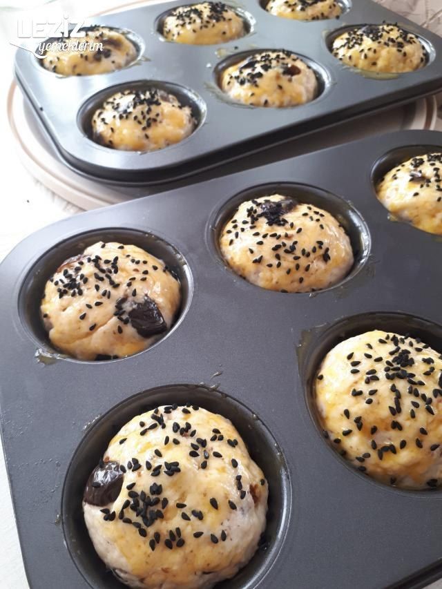 Cevizli - Zeytinli Muffinler