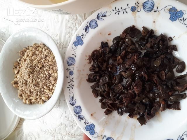 Cevizli - Zeytinli Muffinler