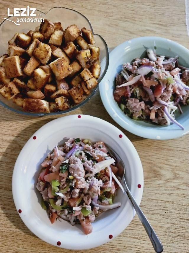 Ton Balıklı Salata Nasıl Yapılır