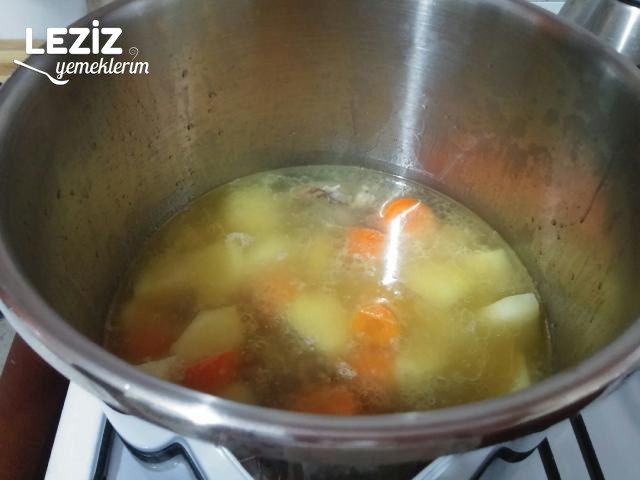 Kuzu İncik Haşlaması