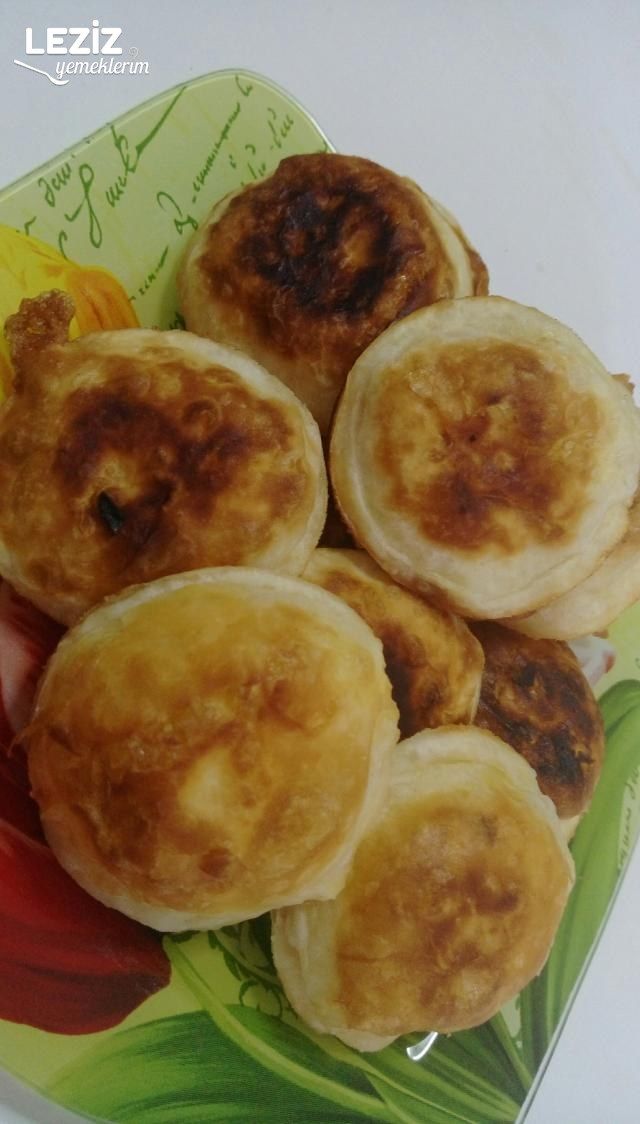 Hazır Yufkadan Pişi