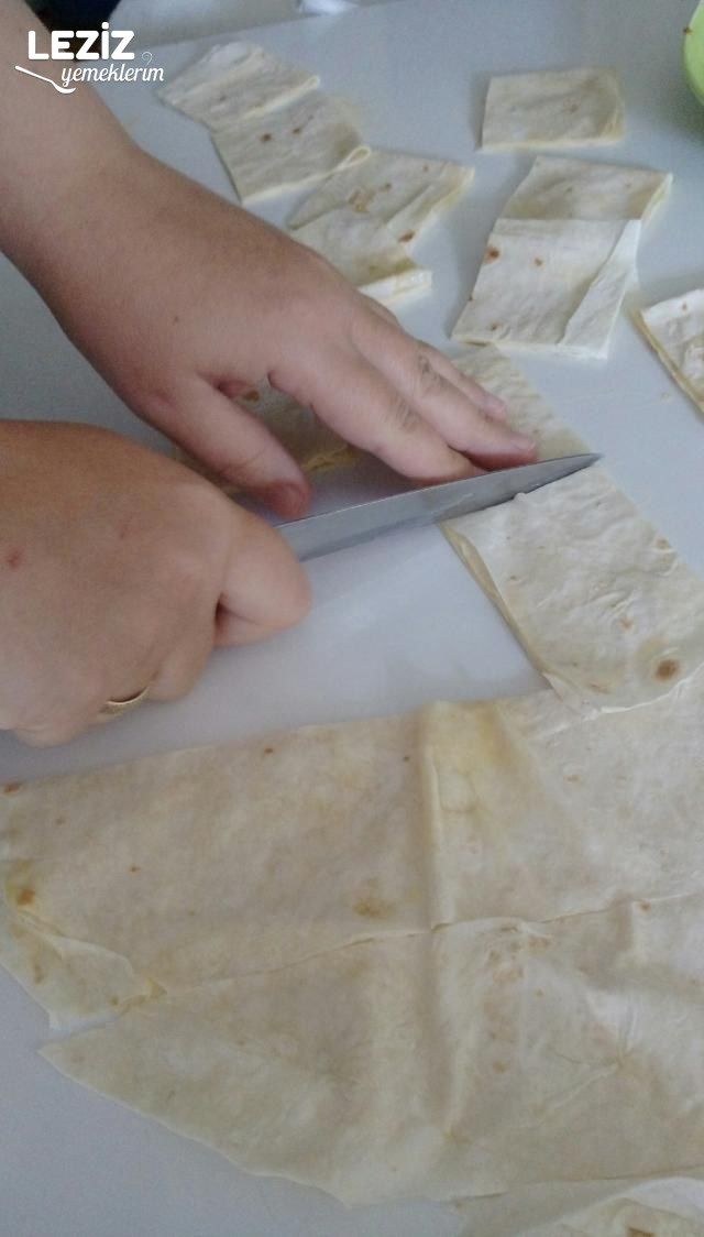Hazır Yufkadan Pişi