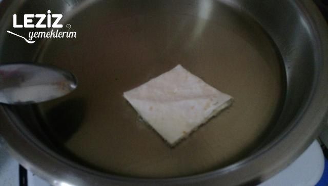 Hazır Yufkadan Pişi