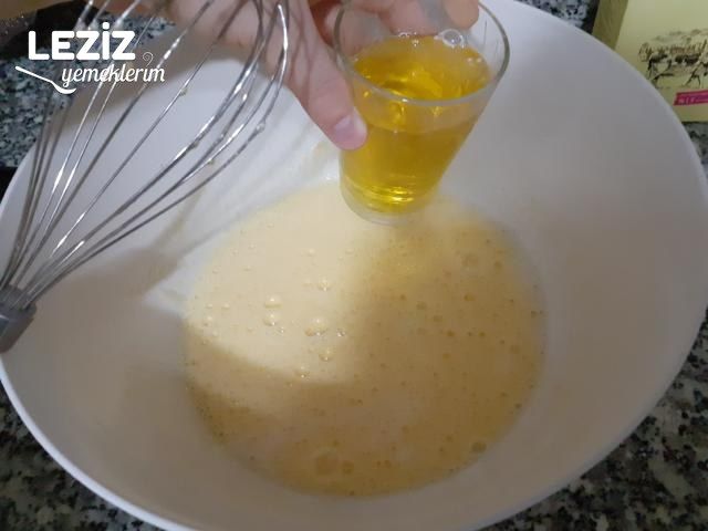 Elmalı Cevizli Tarçınlı Kek Tarifi