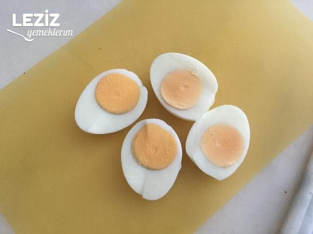 Yumurta Kapama (Tereyağında)