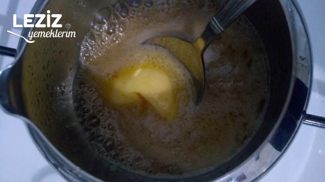 Yalancı Ballı Bademli Alman Pastası