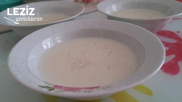 Sütlaç (Harika Lezzetiyle)