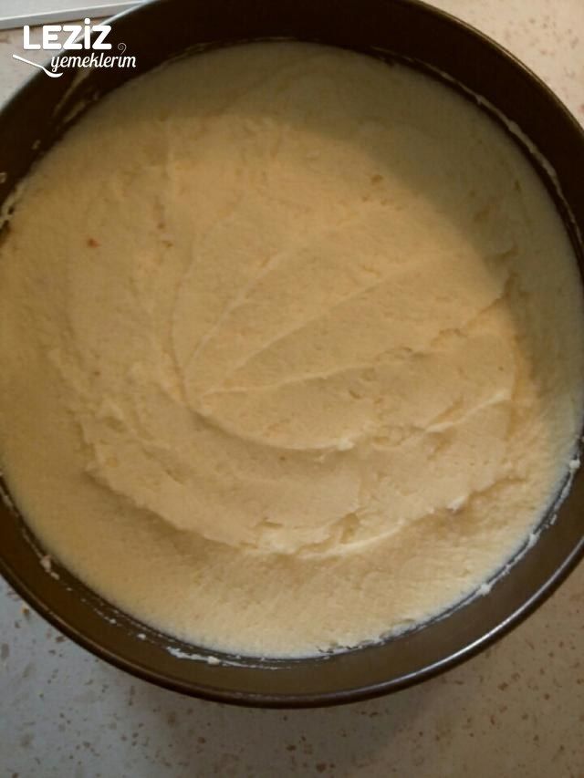 Vişneli Cheesecake (Çok Pratik)