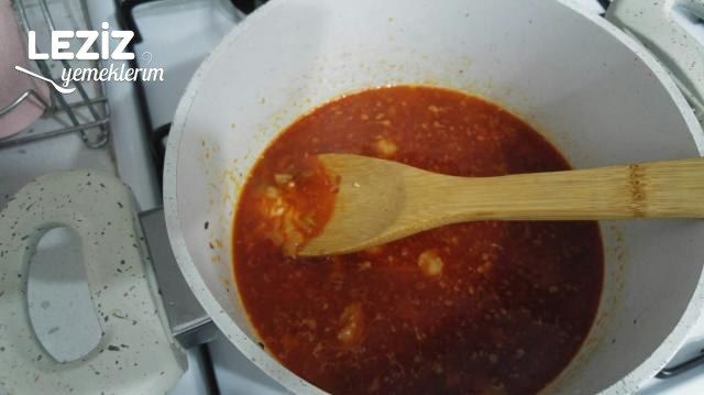 Etli Salçalı Pirinç Pilavı