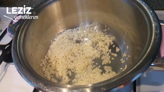 Etli Salçalı Pirinç Pilavı