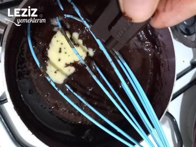 Evde Orijinal Çikolata Sos Tarifi