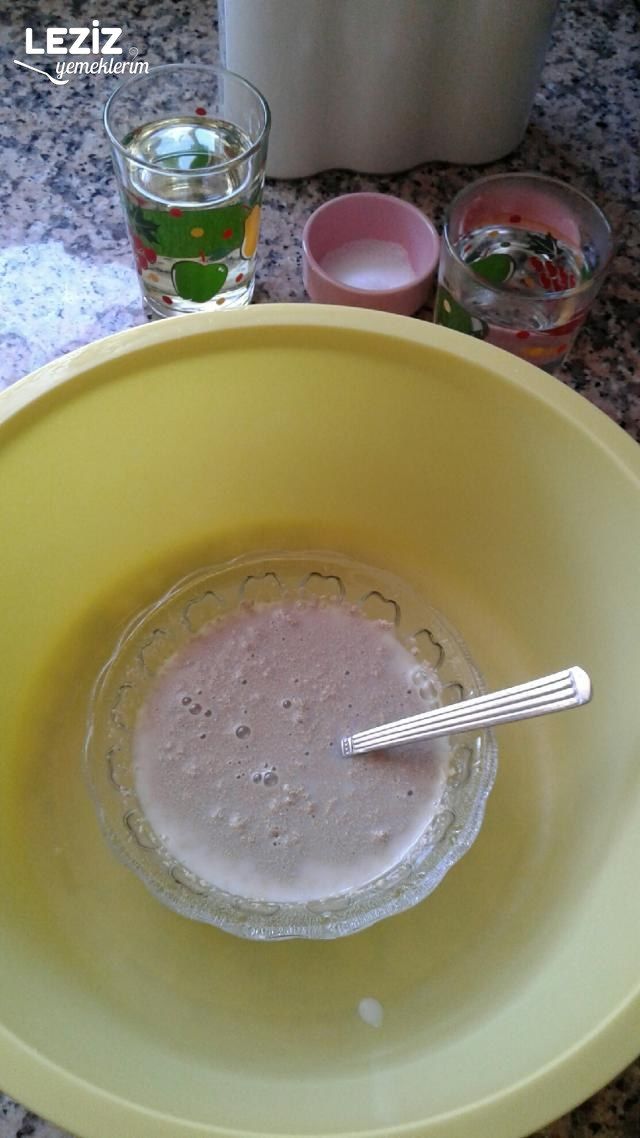 Çekirdekli Poğaça (İçi Boş)