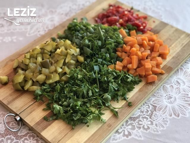 Arpa Şehriyeli Mercimek Salatası
